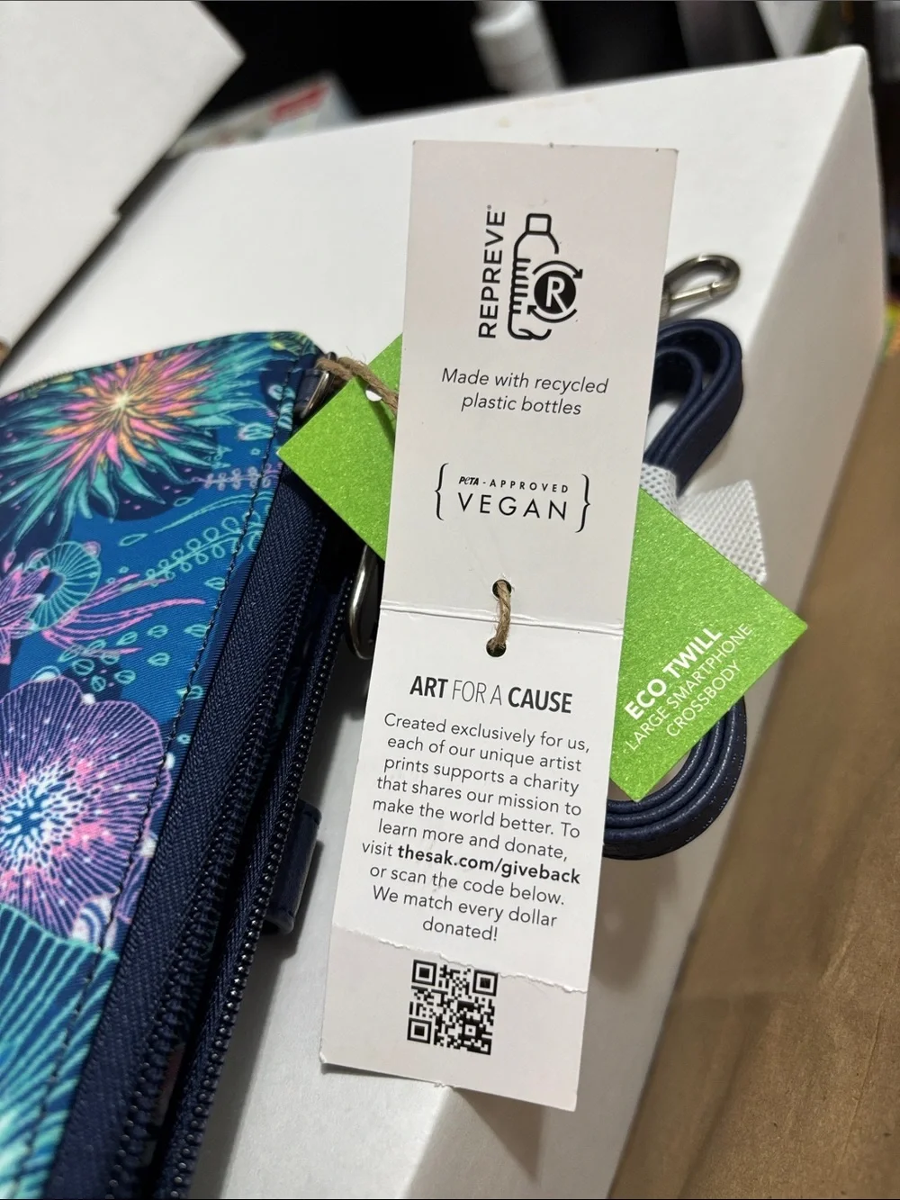 Sakroots wristlet vibrant
